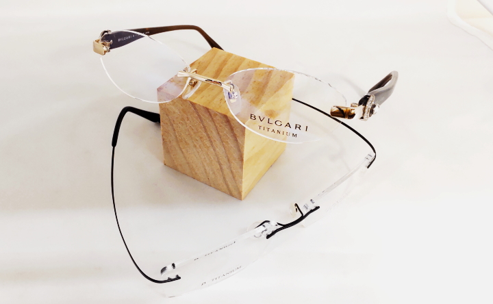 めがね屋C.L.U.B.の枠なしフレーム