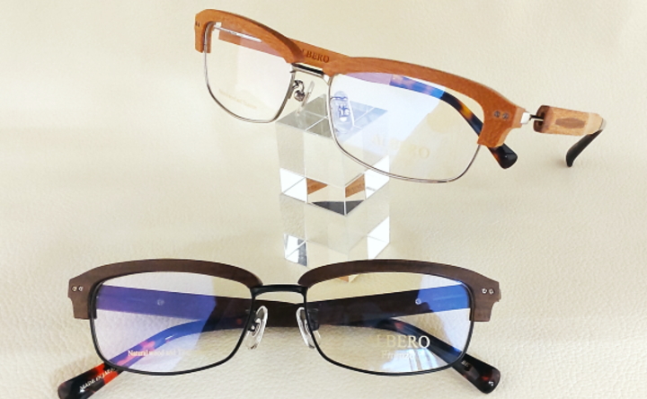 めがね屋C.L.U.B.のセルフレーム